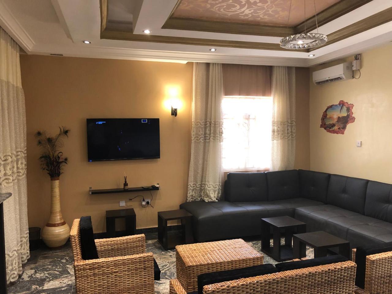 House X Hotel Abuja Eksteriør billede